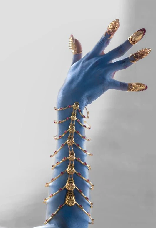 Thumb 4